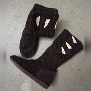 BearPaw Dark Brown Knit Boots